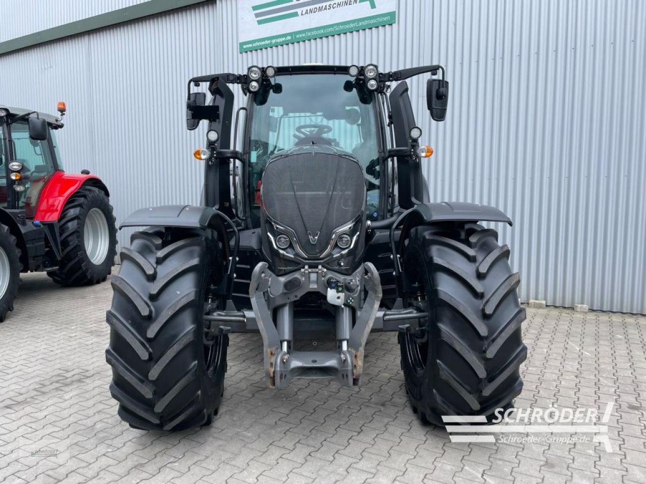 Traktor Türe ait Valtra N 175 A | RÜFA, Gebrauchtmaschine içinde Wildeshausen (resim 16)